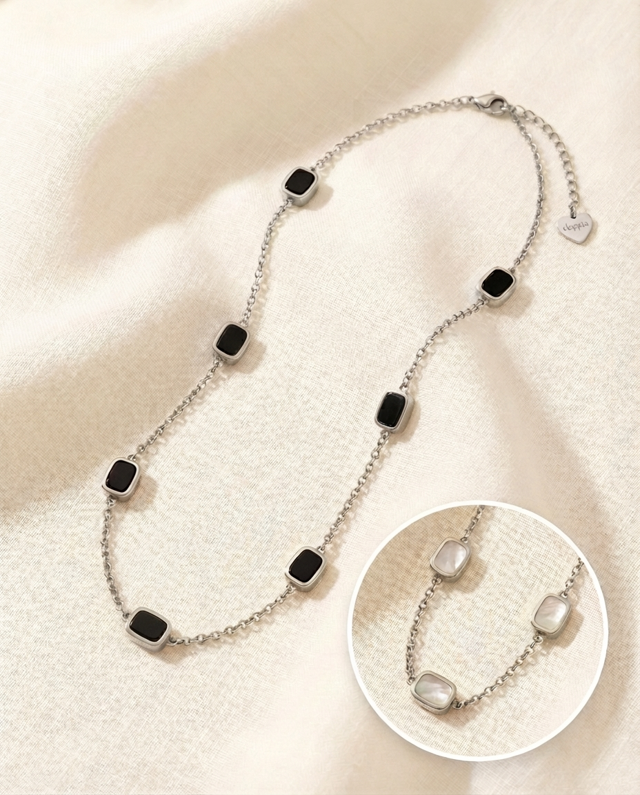 Anchor necklace